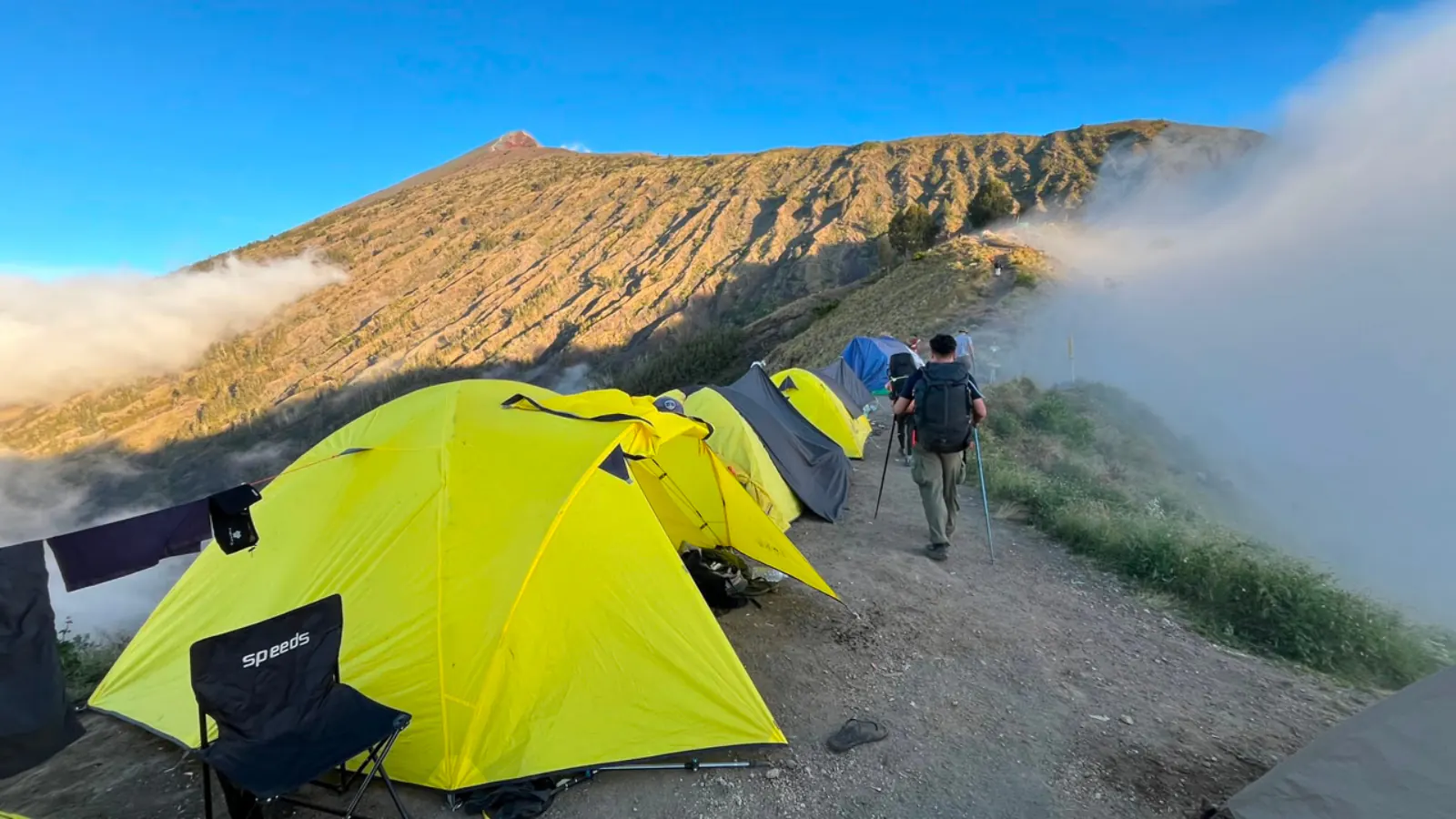 2 Malam 3 Hari Trekking Gunung Rinjani
